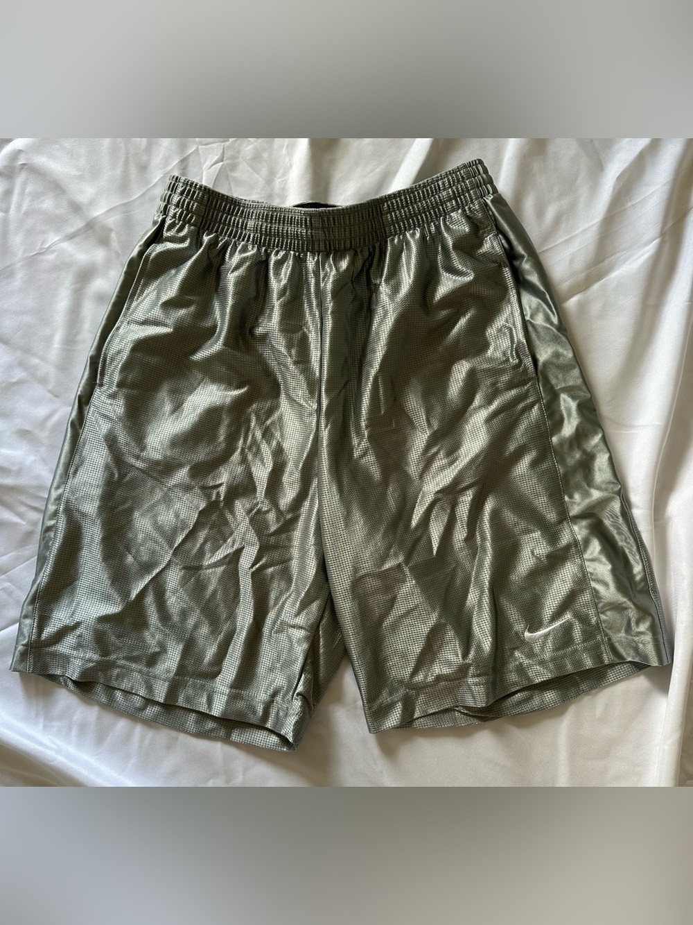VTG Nike Men's Athletic Mesh Basketball Shorts - grey